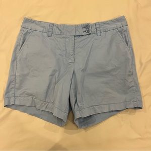 OWO- Vineyard Vines baby blue khaki women’s shorts size 6